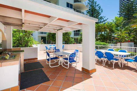 The Ritz Resort Heated Pool - Dalby Accommodation 25
