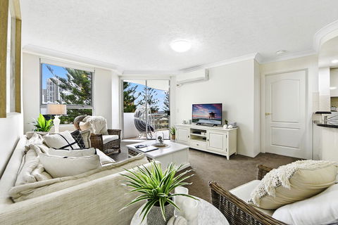 The Ritz Resort Heated Pool - Dalby Accommodation 20