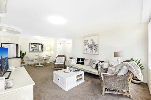 The Ritz Resort Heated Pool - Dalby Accommodation 21