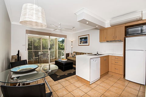 Port Douglas Apartments - Adults Only Oasis - Dalby Accommodation 37