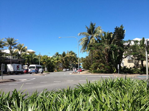 Port Douglas Apartments - Adults Only Oasis - Dalby Accommodation 41