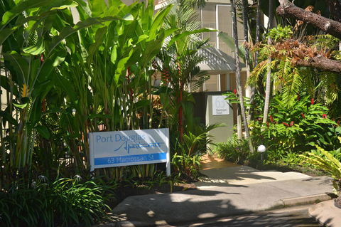 Port Douglas Apartments - Adults Only Oasis - Dalby Accommodation 12