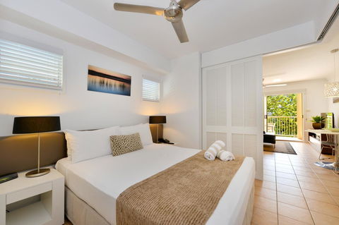 Port Douglas Apartments - Adults Only Oasis - Dalby Accommodation 31