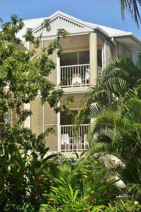 Port Douglas Apartments - Adults Only Oasis - Dalby Accommodation 25