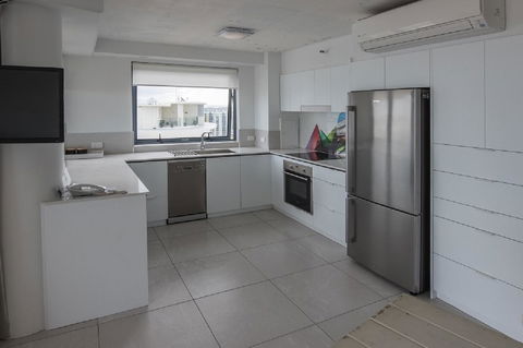Centrepoint Apartments Caloundra - Dalby Accommodation 11