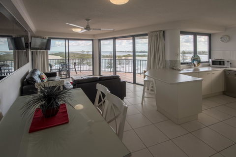 Centrepoint Apartments Caloundra - Dalby Accommodation 12