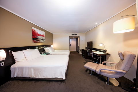 Hilton Cairns - Dalby Accommodation 32
