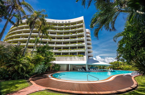 Hilton Cairns - Dalby Accommodation 0