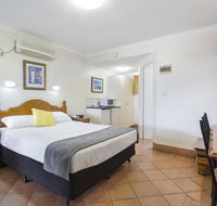 Glenmore Tavern - Dalby Accommodation