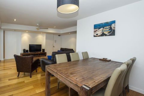 Maggies Beachfront Apartment 13 - Dalby Accommodation 8