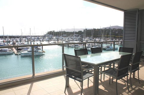 Private Seaview Apartment At Peninsula - Airlie Beach - Dalby Accommodation 0