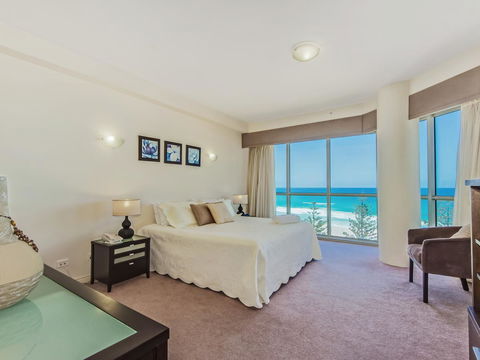 Oceana On Broadbeach - Dalby Accommodation 4