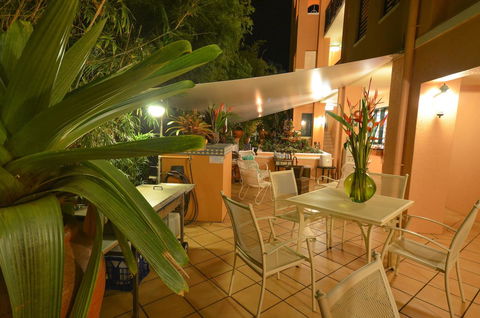 Martinique On Macrossan - Dalby Accommodation 15