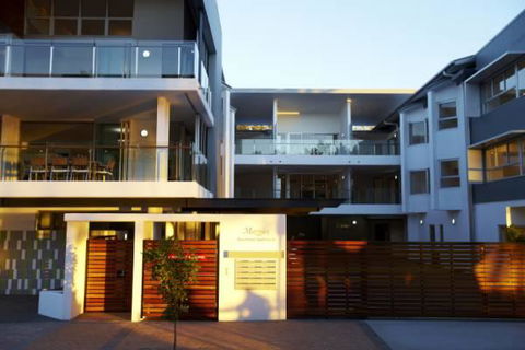Maggies Beachfront Apartment 12 - Dalby Accommodation 1