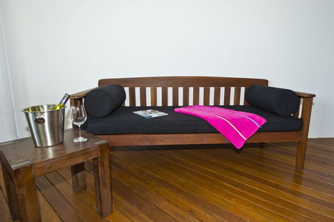 Maggies Beachfront Apartment 6 - Dalby Accommodation 9