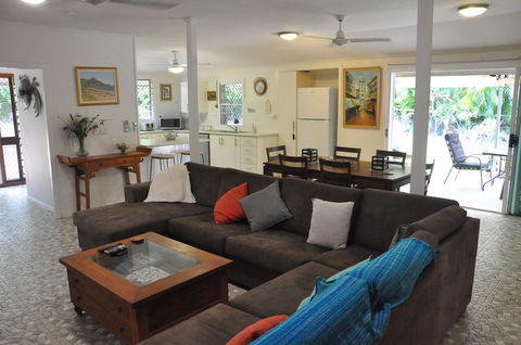 From Bush2Beach Holiday Home - Dalby Accommodation 23