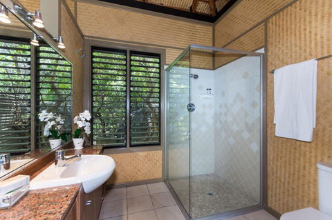 Absolute Beachfront - Dalby Accommodation 4