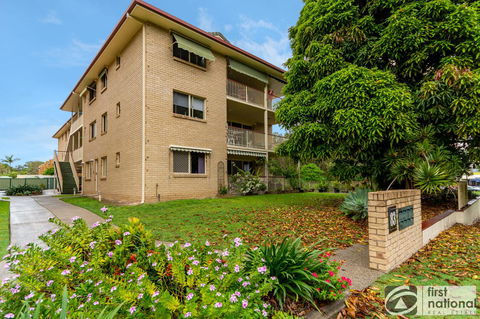 Immaculate Spacious Second Floor Unit Overlooking Pristine Parklands - Dalby Accommodation 10