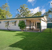 Lowset pet friendly cottage - Sunset Ave Bongaree - Dalby Accommodation
