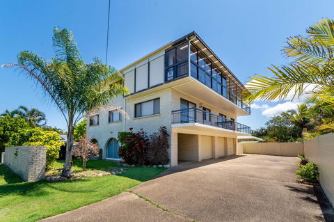 Spacious Unit Overlooking Moreton Bay - Boyd St, Woorim - Dalby Accommodation 6