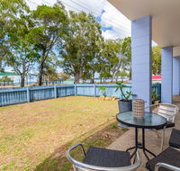 Charm and Comfort in this Ground floor unit with water views Welsby Pde Bongaree - Dalby Accommodation