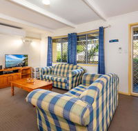 Pet Friendly Cottage in the Heart of Bribie - Wirraway St Bongaree - Dalby Accommodation