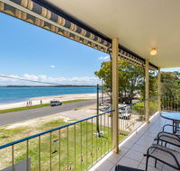 Water Views - Top Floor -Clearview Apartments South Esp Bongaree - Dalby Accommodation