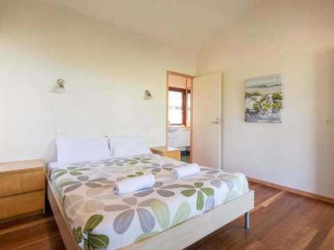 Laguna House - Dalby Accommodation 3