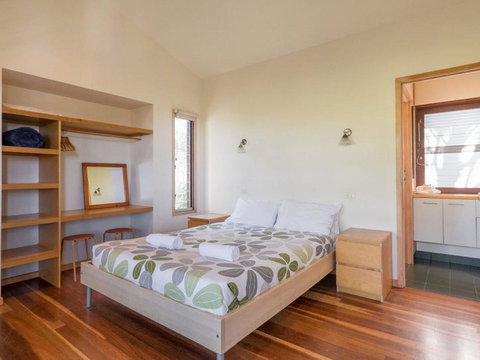 Laguna House - Dalby Accommodation 6