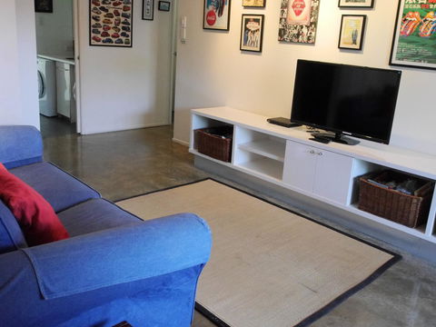 A AAA C-SHACK - Dalby Accommodation 12