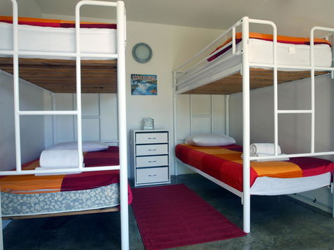 A AAA C-SHACK - Dalby Accommodation 19