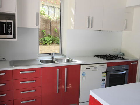 A AAA C-SHACK - Dalby Accommodation 11