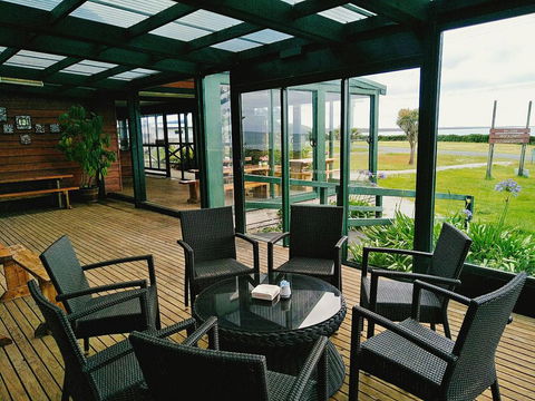 Baudins Accommodation And Restaurant - Dalby Accommodation 21