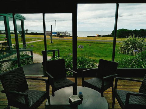 Baudins Accommodation And Restaurant - Dalby Accommodation 24