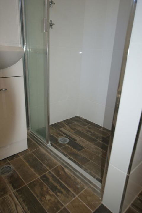 'Bay Dream' Upstairs Unit Three - Dalby Accommodation 3