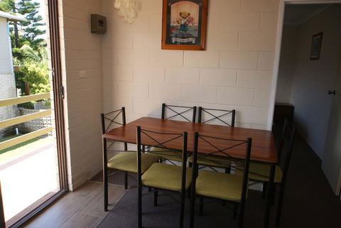 'Bay Dream' Upstairs Unit Three - Dalby Accommodation 1