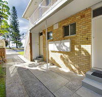 'Beachside' Shoal Bay Unit 4 - Dalby Accommodation