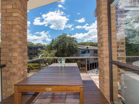 'COLUMBIA VIEWS', 2/9 COLUMBIA CLOSE - AIRCON, WIFI, NETFLIX, VIEWS & BOAT PARKING - Dalby Accommodation 2
