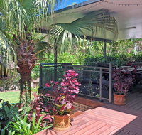 'Sandy Palms' 28 Moorooba Cr - Beautiful Home with Wifi Air-con and Boat Parking - Dalby Accommodation