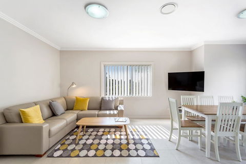'Tween Bays', Ocean Beach Road, 3/39 - Dalby Accommodation 1