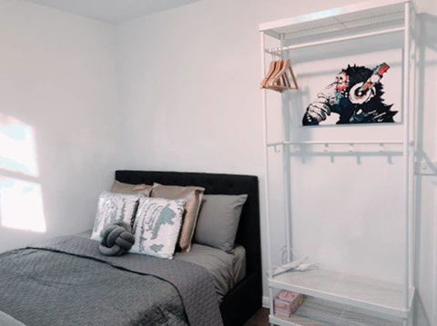 1 Private Double Room In Carramar 1-minute To Station - SHAREHOUSE - Dalby Accommodation 0