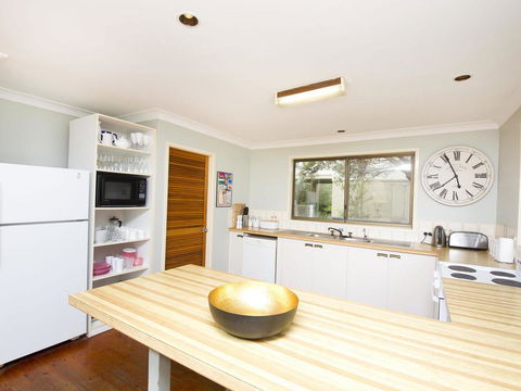 11 Coast At Boomerang Beach - Dalby Accommodation 2