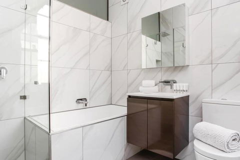 11w Elegance Stylish 3BD Heritage Terrace @TheRocks - Dalby Accommodation 0