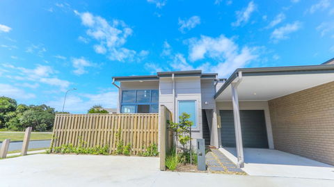 12 Sunfish Lane Beachshack - Dalby Accommodation 2