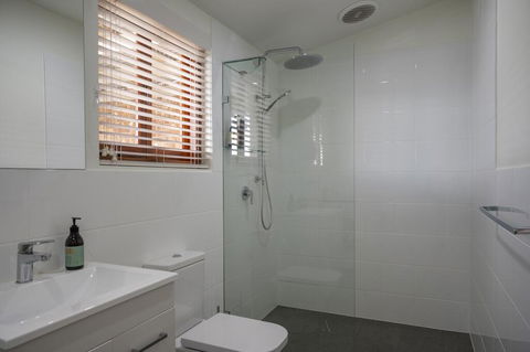 131 Your Vineyard Home In The Heart Of The Vale - Dalby Accommodation 3
