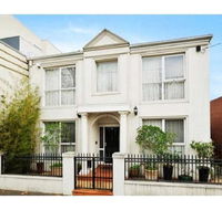 15 Charles Abbotsford Mansion - Dalby Accommodation