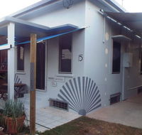 15 Robert Johnstone Parade - Dalby Accommodation