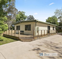 16 McKenzie Road - Dalby Accommodation