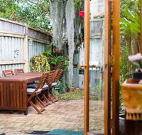 2 Bed Renovated Terrace - Erskinville - Dalby Accommodation