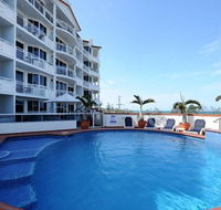2 Bedroom Alex Unit - Ocean Pool and Park Views - Dalby Accommodation